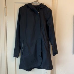 Lululemon 3/4 length rain jacket with hood.